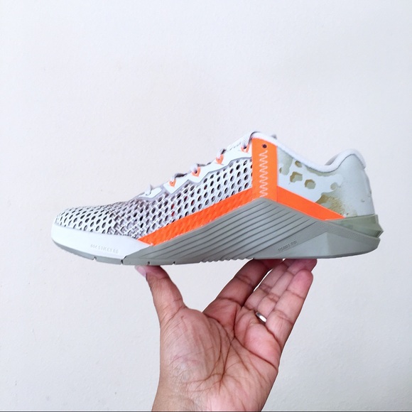 Nike Metcon 6 Training Shoes - Picture 5 of 8